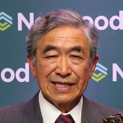 Dr. Luk Chin